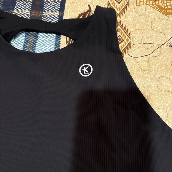 Kimith ribbed cropped tank top/sports, cross over ribbed leggings - Picture 4 of 13